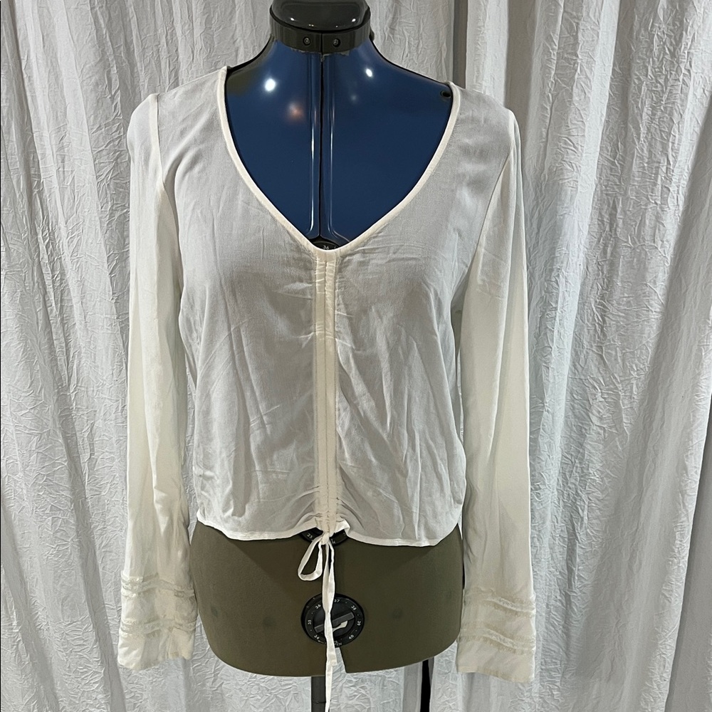 Hollister Cream Long Sleeve Blouse